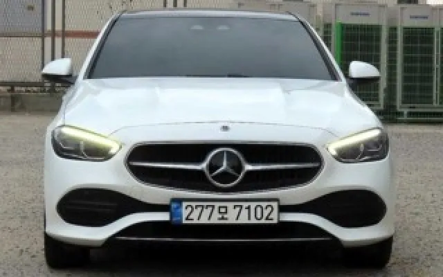 벤츠중고차 C클래스 W206 C200 4MATIC 아방가르드 매물 사진 3 - 2022/04 91,112km