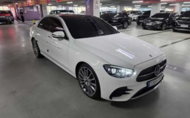 벤츠중고차 E-클래스 W213 E350 4MATIC AMG LINE 매물 사진 20 - 2022/08 53,003km